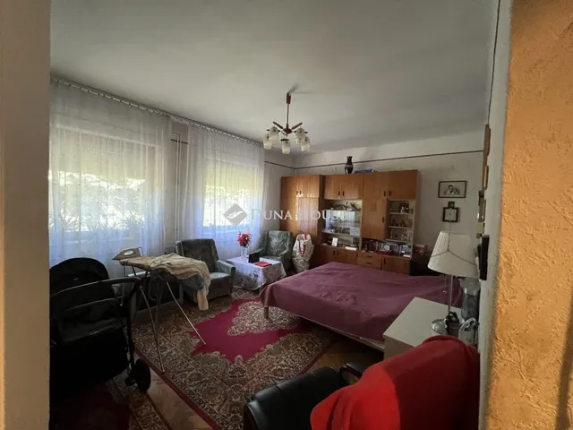 Eladó ház Budapest III. kerület, Békásmegyer-Ófalu 65 nm