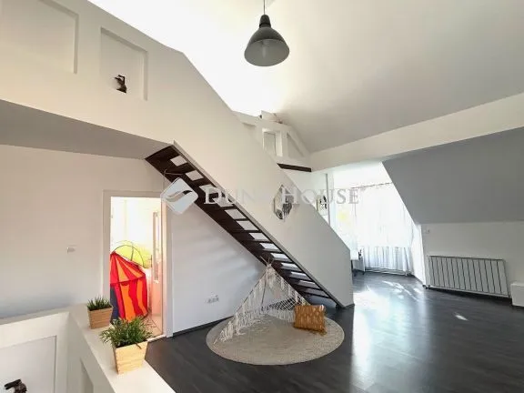 Eladó ház Budakalász 210 nm