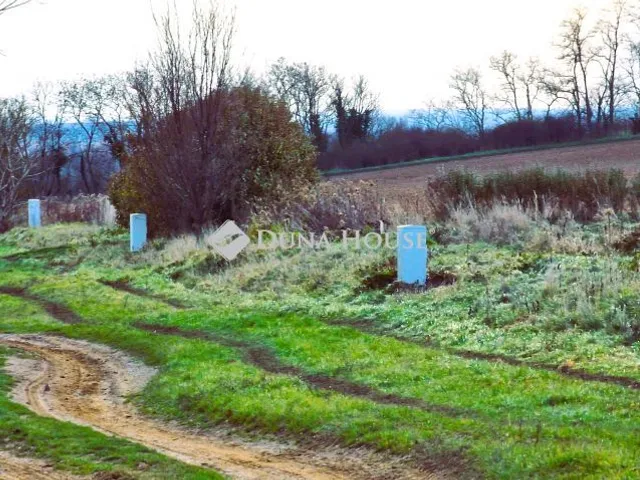 Eladó telek Alsópáhok, Akácos út 9344 nm