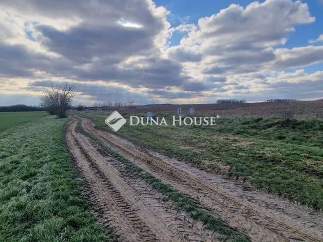 Eladó telek Alsópáhok, Akácos út 79776 nm