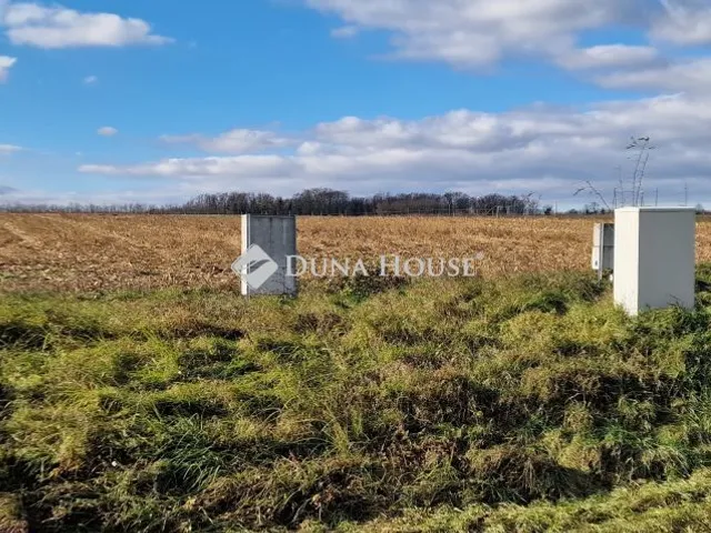 Eladó telek Alsópáhok, Akácos út 79776 nm