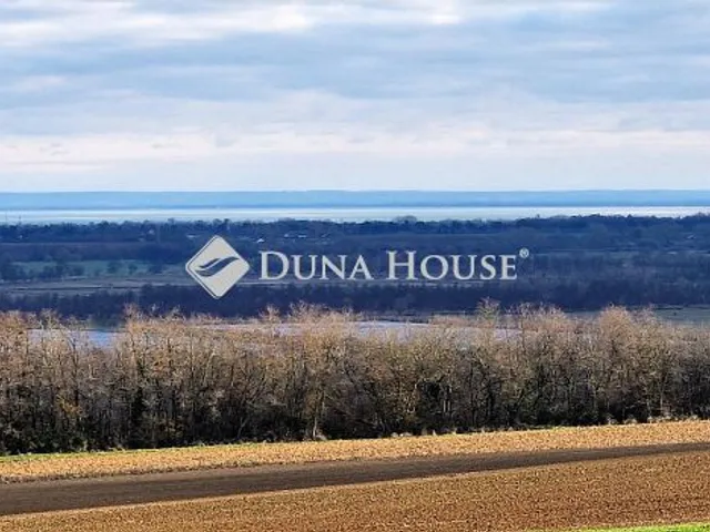 Eladó telek Alsópáhok, Akácos út 79776 nm