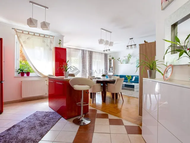 Eladó lakás Budapest III. kerület 105 nm