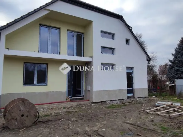 Eladó ház Göd 296 nm