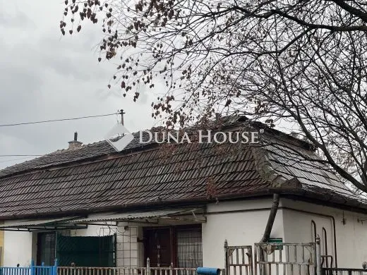 Eladó ház Újszász 63 nm