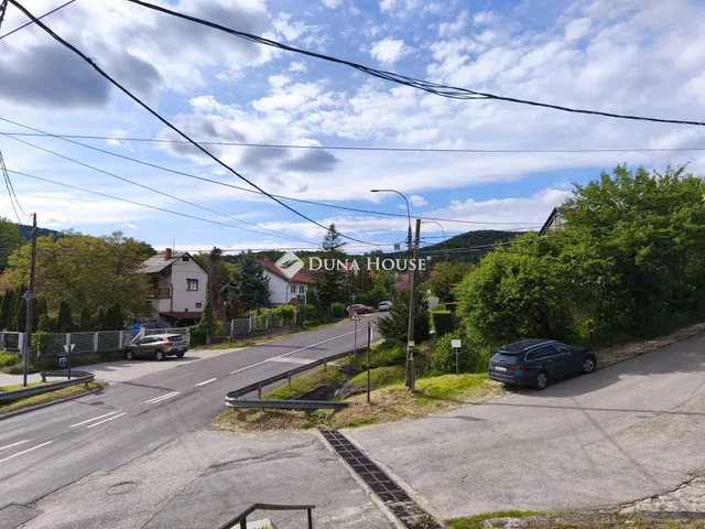 Eladó kereskedelmi és ipari ingatlan Pilisszentkereszt 160 nm