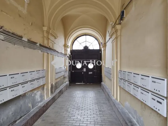 Eladó lakás Budapest X. kerület, Román utca 38 nm