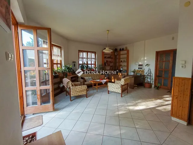 Eladó ház Gödöllő 212 nm