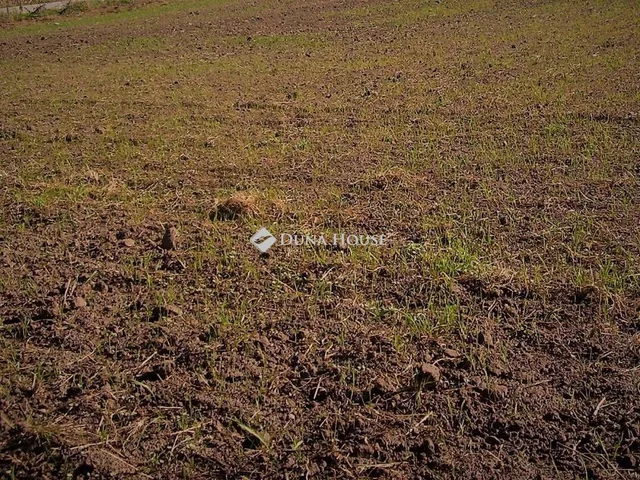 Eladó telek Göd 4756 nm