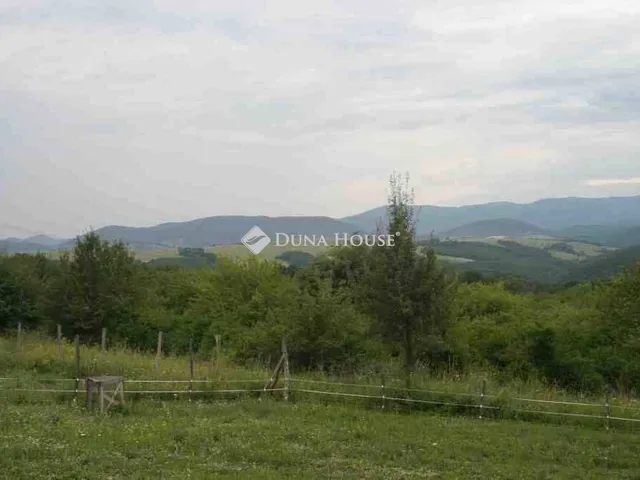 Eladó telek Verőce 59377 nm