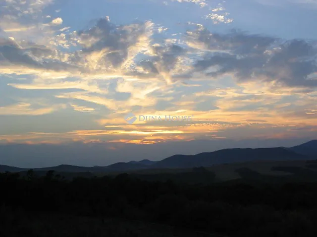Eladó telek Verőce 59377 nm