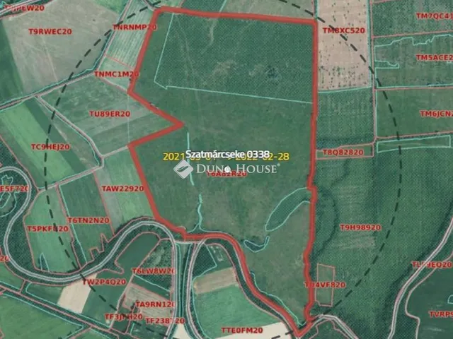 Eladó telek Szatmárcseke 6900 nm