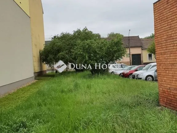 Eladó telek Szécsény 589 nm