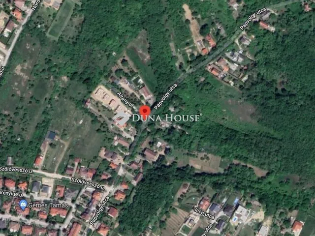 Eladó telek Vác 3053 nm