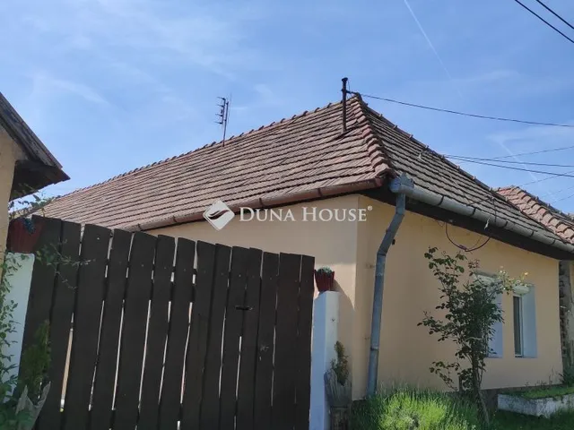 Eladó ház Ipolydamásd 153 nm