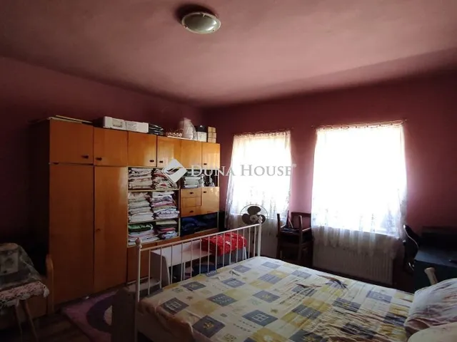 Eladó ház Ipolydamásd 153 nm