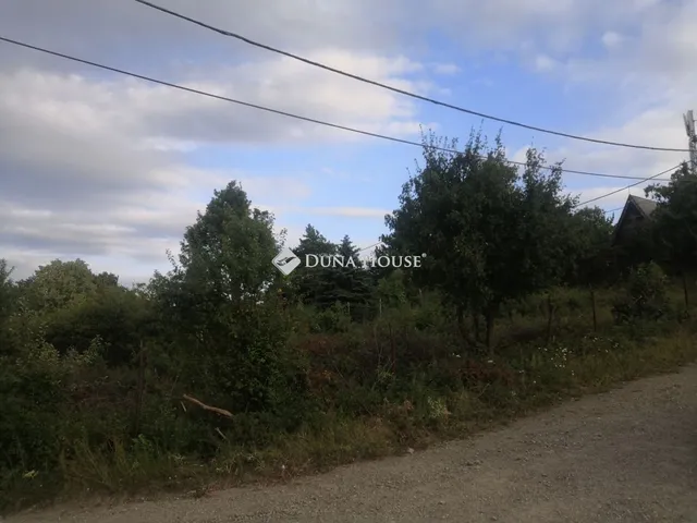 Eladó telek Dunabogdány 712 nm