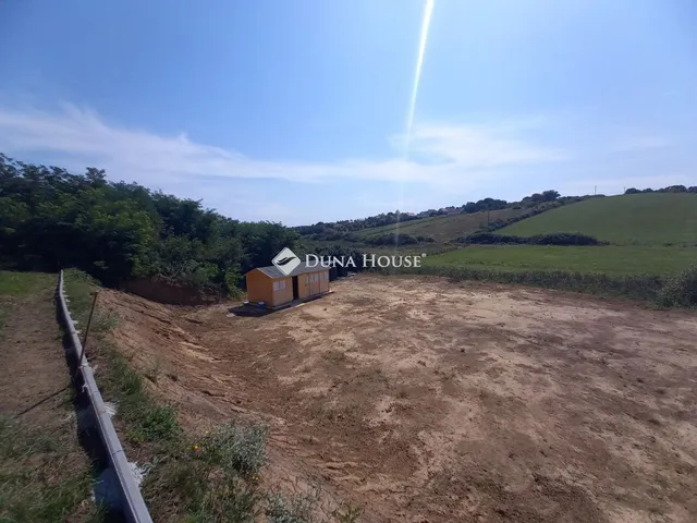 Eladó telek Nőtincs 896 nm