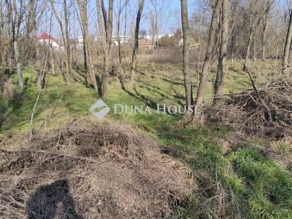 Eladó telek Vác 3419 nm