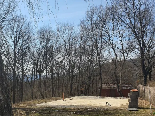 Eladó telek Kismaros 1300 nm