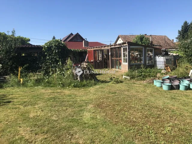 Eladó ház Vámosmikola, Május 1. utca 70 nm