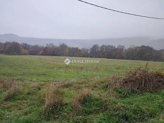 Eladó telek Szokolya 28235 nm