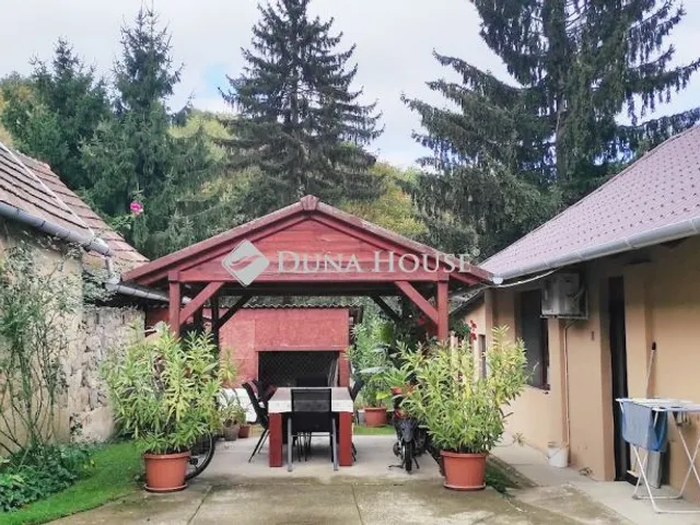Eladó ház Bernecebaráti 220 nm