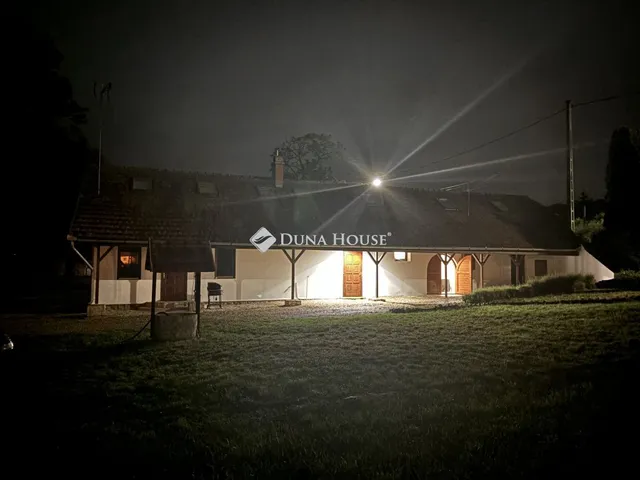 Eladó ház Felsőpetény 200 nm