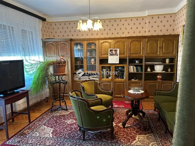 Eladó ház Vác 142 nm