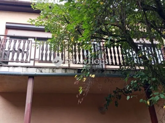 Eladó ház Vác 142 nm