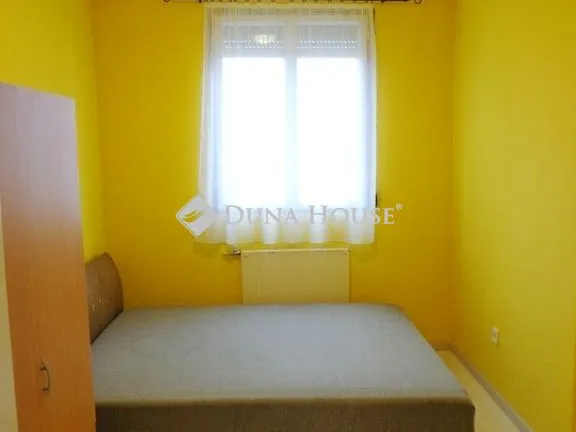 Eladó lakás Rétság 58 nm