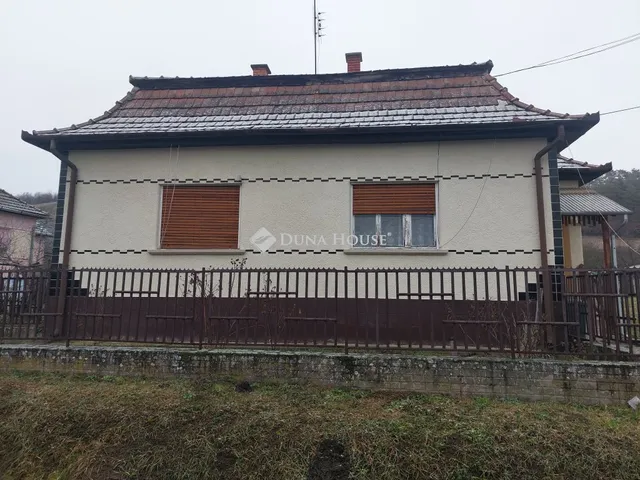 Eladó ház Nagylóc 74 nm