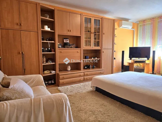 Eladó lakás Vác 63 nm