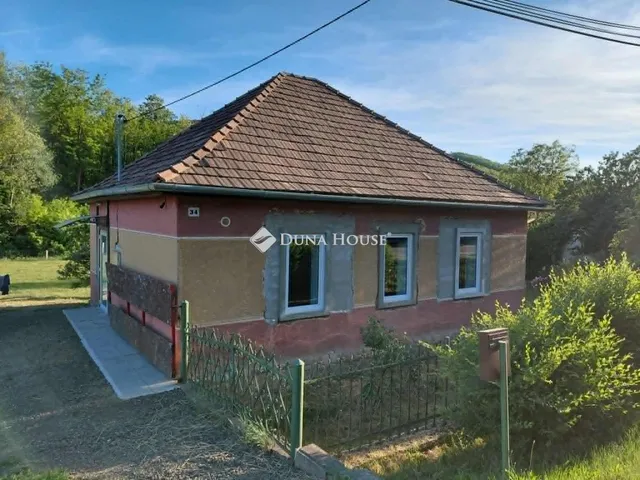 Eladó ház Kisecset 56 nm