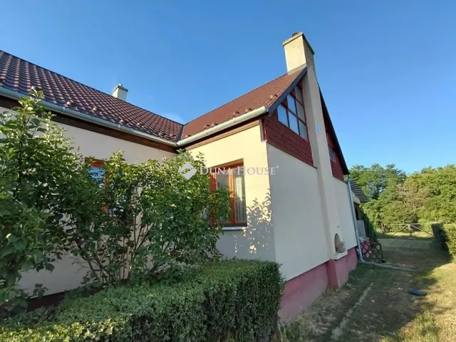 Eladó ház Magyarnándor 135 nm