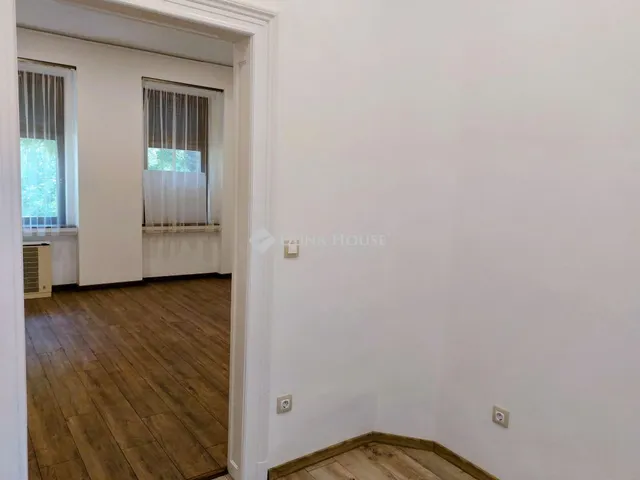 Eladó lakás Vác 42 nm