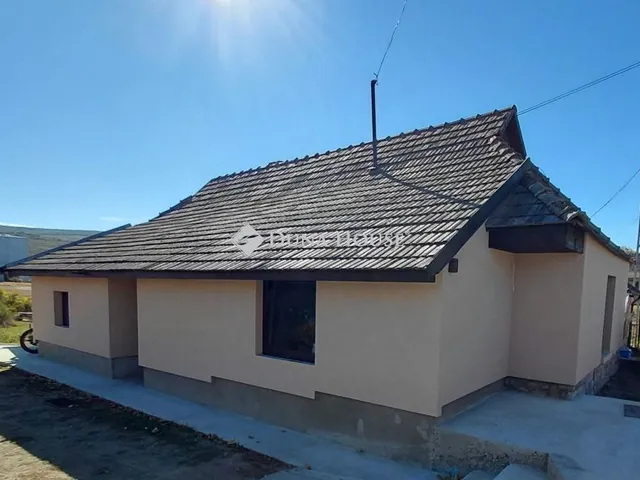 Eladó ház Romhány 68 nm