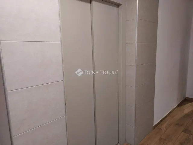 Eladó lakás Vác 47 nm