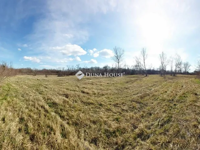 Eladó telek Balatonvilágos, Aligai út 16057 nm