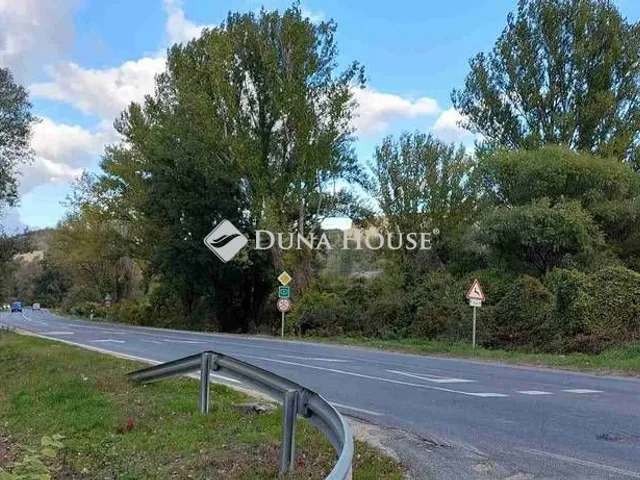Eladó telek Tatabánya 4073 nm