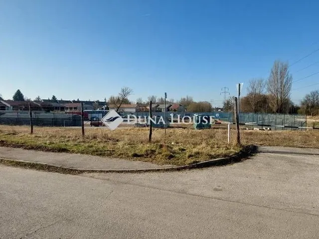 Eladó telek Tatabánya, Réti utca 1061 nm