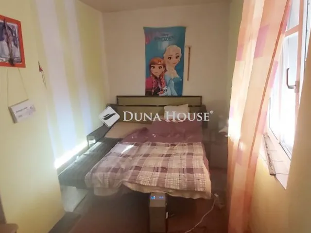 Eladó ház Ászár 70 nm