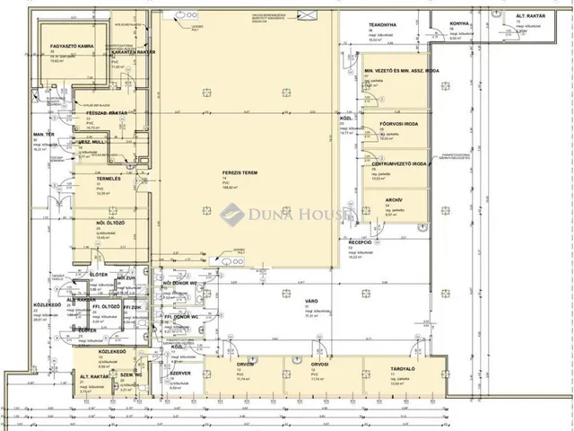 Kiadó kereskedelmi és ipari ingatlan Tatabánya, Fő tér 623 nm