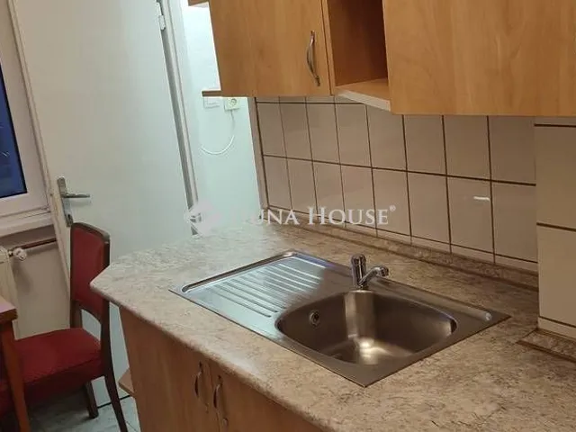 Eladó lakás Oroszlány, Gönczi Ferenc utca 54 nm
