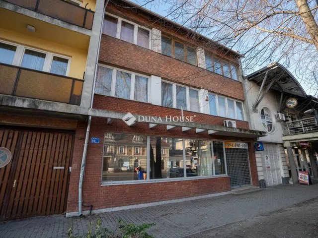 Eladó lakás Tata, Ady Endre utca 161 nm