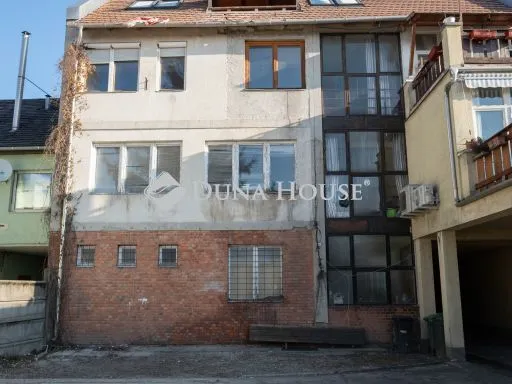 Eladó lakás Tata, Ady Endre utca 161 nm