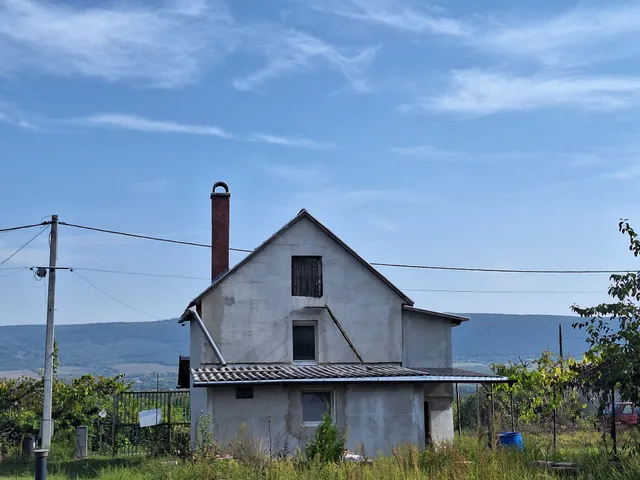 Eladó ház Vértesszőlős 50 nm