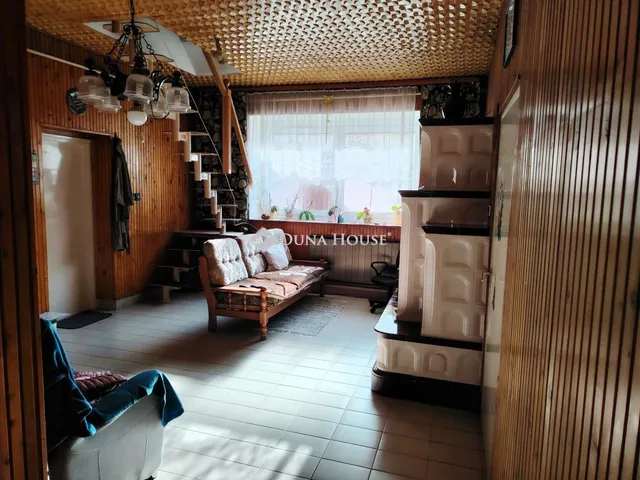 Eladó ház Mór, Táncsics Mihály utca 155 nm