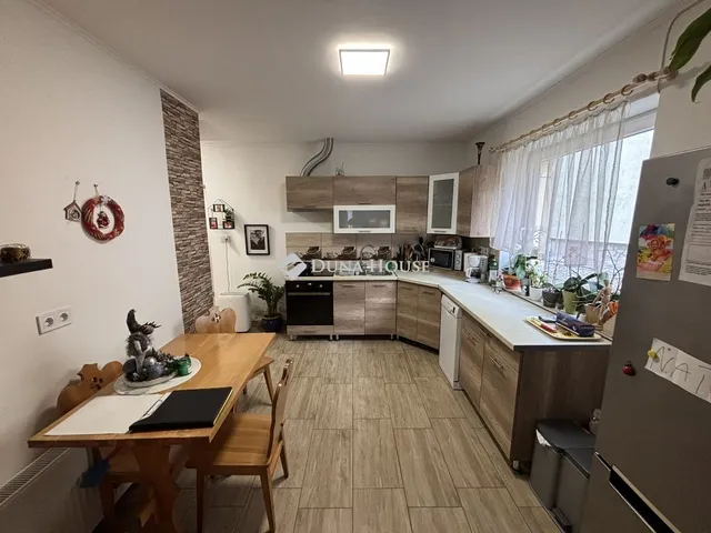 Eladó ház Tata, Komáromi utca 82 nm