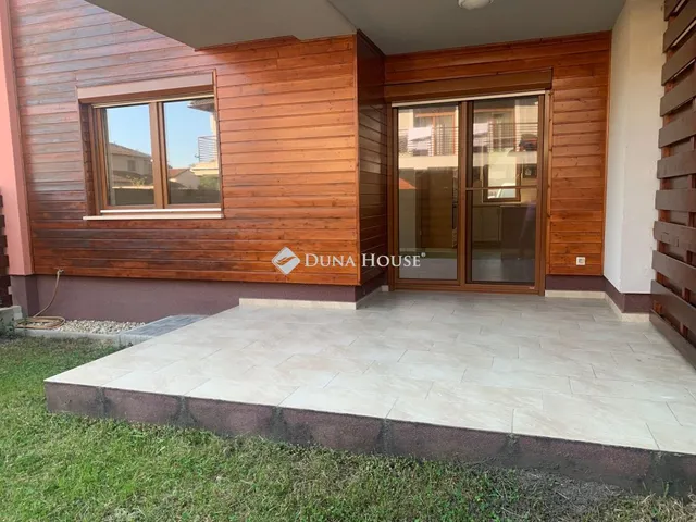 Eladó lakás Tata 104 nm